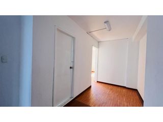 Foto 9 de Gaspar de Villarroel, oficina Local  en  Renta, 420m2, 7 Ambientes.