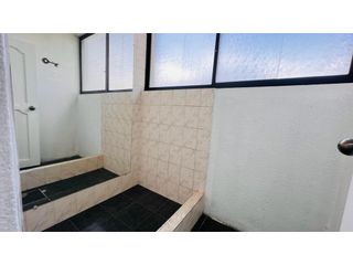 Foto 4 de Gaspar de Villarroel, oficina Local  en  Renta, 420m2, 7 Ambientes.