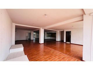 Foto 15 de Gaspar de Villarroel, oficina Local  en  Renta, 420m2, 7 Ambientes.