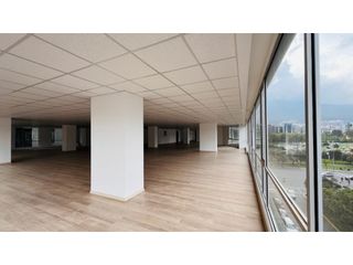 Foto 7 de República de El Salvador, Oficina en  Renta, 890m2, 4 Ambientes.