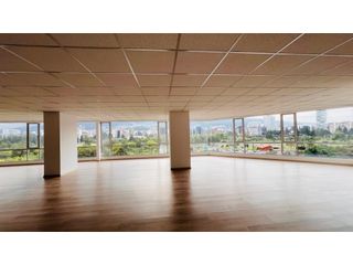 Foto 1 de República de El Salvador, Oficina en  Renta, 890m2, 4 Ambientes.
