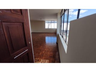 Foto 4 de La Kennedy, Casa en  Renta, 350m2, 5 Habitaciones.