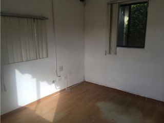 Foto 6 de Carcelén, Galpón en  Renta, 150m2, 3 Ambientes,  1 Baño.