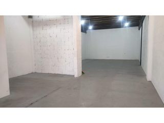 Foto 13 de Carcelén, Galpón o Bodega en  Renta, 102m2, 2 Ambientes.