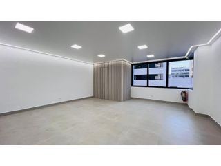 Foto 7 de Iñaquito, Oficina Consultorio en  Renta, 42m2, 2 Ambientes.