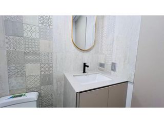 Foto 10 de Iñaquito, Oficina Consultorio en  Renta, 42m2, 2 Ambientes.