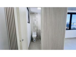 Foto 9 de Iñaquito, Oficina Consultorio en  Renta, 42m2, 2 Ambientes.