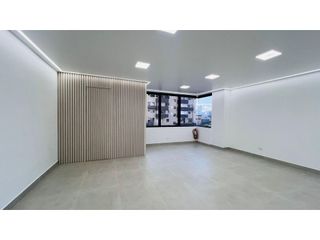 Foto 6 de Iñaquito, Oficina Consultorio en  Renta, 42m2, 2 Ambientes.