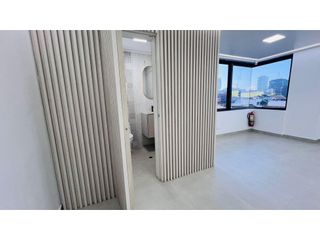 Foto 8 de Iñaquito, Oficina Consultorio en  Renta, 42m2, 2 Ambientes.