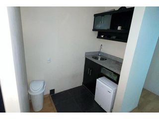 Foto 4 de La Orellana, Oficina en  Renta, 74m2, 3 Ambientes .