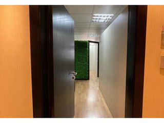 Foto 7 de La Orellana, Oficina en  Renta, 74m2, 3 Ambientes .
