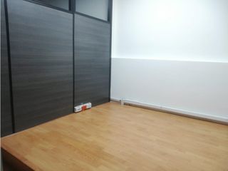Foto 9 de Quito Tenis, Oficina en  Renta, 285m2, 10 Ambientes.