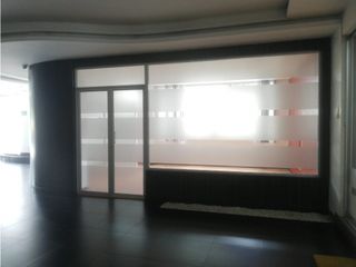 Foto 20 de Quito Tenis, Oficina en  Renta, 285m2, 10 Ambientes.