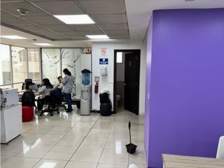 12 de Octubre, Oficina en  Renta, 60m2, 2 Ambientes.