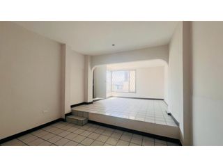 Foto 6 de Rumipamba, Casa  Comercial en  Renta, 800m2, 27 Ambientes.