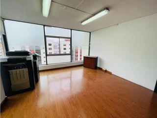 Foto 12 de Iñaquito, Oficina en  Renta, 120m2, 3 Ambientes .