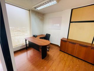 Foto 8 de Iñaquito, Oficina en  Renta, 120m2, 3 Ambientes .