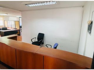 Foto 4 de Iñaquito, Oficina en  Renta, 120m2, 3 Ambientes .