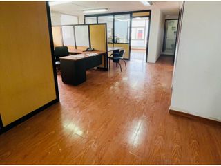 Foto 3 de Iñaquito, Oficina en  Renta, 120m2, 3 Ambientes .
