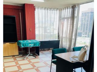 Foto 9 de Iñaquito, Oficina en Renta, 52m2, 2 Ambientes.