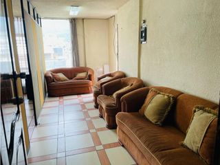 Foto 3 de Iñaquito, Oficina en Renta, 52m2, 2 Ambientes.