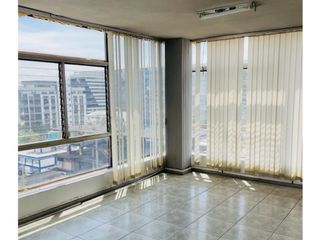 Foto 11 de Iñaquito, Oficina en Renta, 70m2, 3 Ambientes.