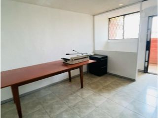 Foto 6 de Iñaquito, Oficina en Renta, 70m2, 3 Ambientes.
