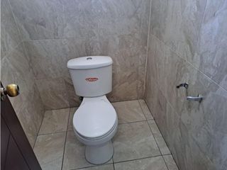 Foto 6 de Sangolqui, Bodega en  Renta, 580m2, 2 Ambientes.