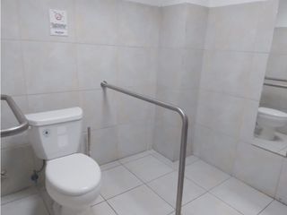 Foto 7 de La Orellana, Oficina en  Renta, 700m2, 14 Ambientes.