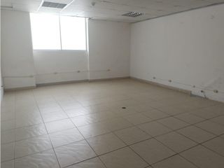 Foto 5 de La Orellana, Oficina en  Renta, 700m2, 14 Ambientes.