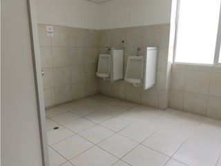 Foto 8 de La Orellana, Oficina en  Renta, 700m2, 14 Ambientes.