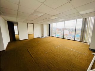 La Mariscal, Oficina en  Renta, 340m2, 12 Ambientes.