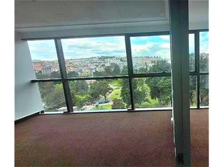 Foto 10 de 12 de Octubre, Oficina en  Renta, 114m2, 5 Ambientes.
