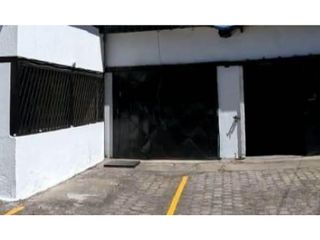 Foto 11 de Pomasqui, Galpón en  Renta, 300m2, 2 Ambientes.
