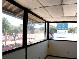 Foto 3 de Pomasqui, Galpón en  Renta, 300m2, 2 Ambientes.
