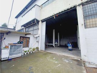Foto 8 de Carcelén, Galpón en  Renta, 300m2, 1 Ambiente.
