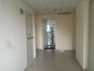 Foto 3 de La Pradera, Oficina en  Renta, 85m2, 4 Ambientes.