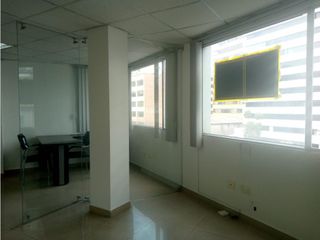 Foto 8 de La Pradera, Oficina en  Renta, 85m2, 4 Ambientes.