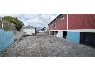 La Armenia, Galpón en Renta, 700m2, 6 Ambientes.