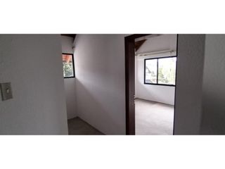 La Armenia, Casa Comercial en  Renta, 450m2, 8 Ambientes.