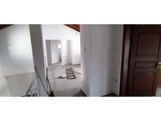 La Armenia, Casa Comercial en  Renta, 450m2, 8 Ambientes.