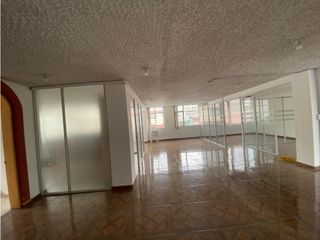 Foto 8 de Jipijapa, Oficina en  Renta, 200m2, 4 Ambientes.