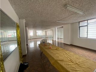 Foto 7 de Jipijapa, Oficina en  Renta, 200m2, 4 Ambientes.