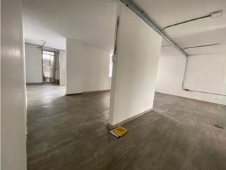 Foto 11 de Jipijapa, Oficina en  Renta, 180m2, 3 Ambientes.