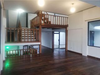 Foto 1 de Cotocollao, Casa Comercial en  Renta, 300m2, 6 Ambientes .