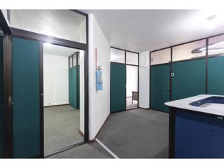 Foto 6 de El Batán, Local Comercial u Oficina en  Renta, 150,98m2, 9 Ambientes.