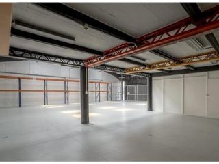 Foto 2 de Santa Lucia, Galpón en  Renta, 2500m2, 30 Ambientes.