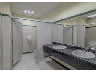 Foto 9 de Santa Lucia, Galpón en  Renta, 2500m2, 30 Ambientes.