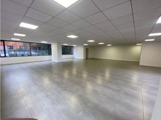 12 de Octubre, Oficina en  Renta, 190m2, 4 Ambientes.