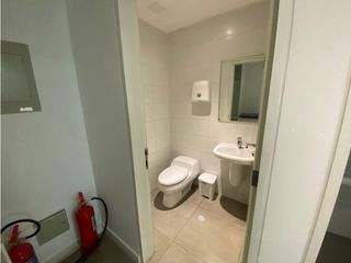 Foto 3 de 12 de Octubre, Oficina en  Renta, 190m2, 4 Ambientes.